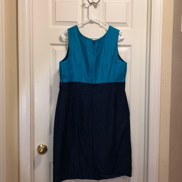 Blue Color block dress - Picture 3 of 3